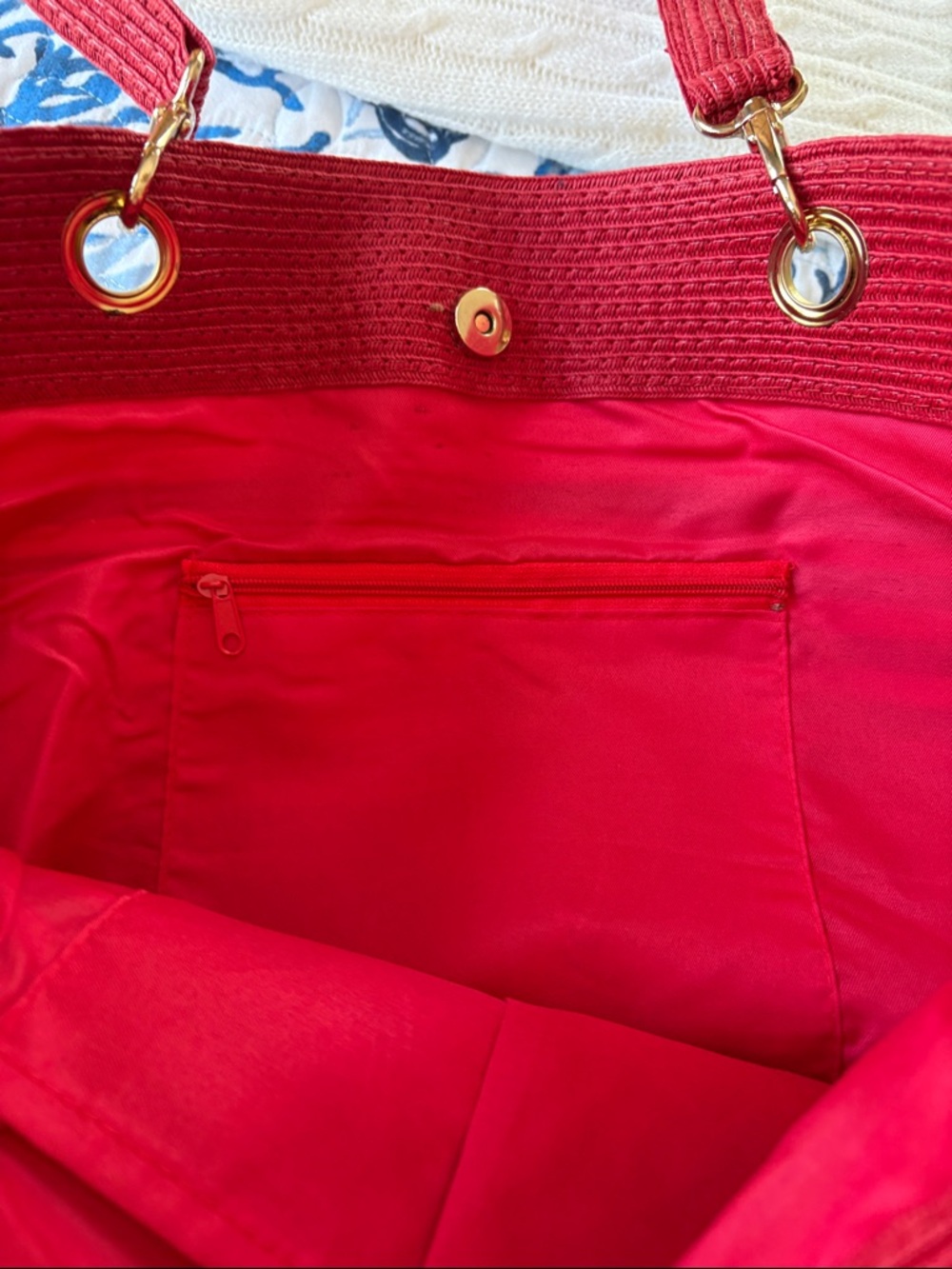 Striped Red & Navy Casual Women's Tote Bag - Picture 5 of 7